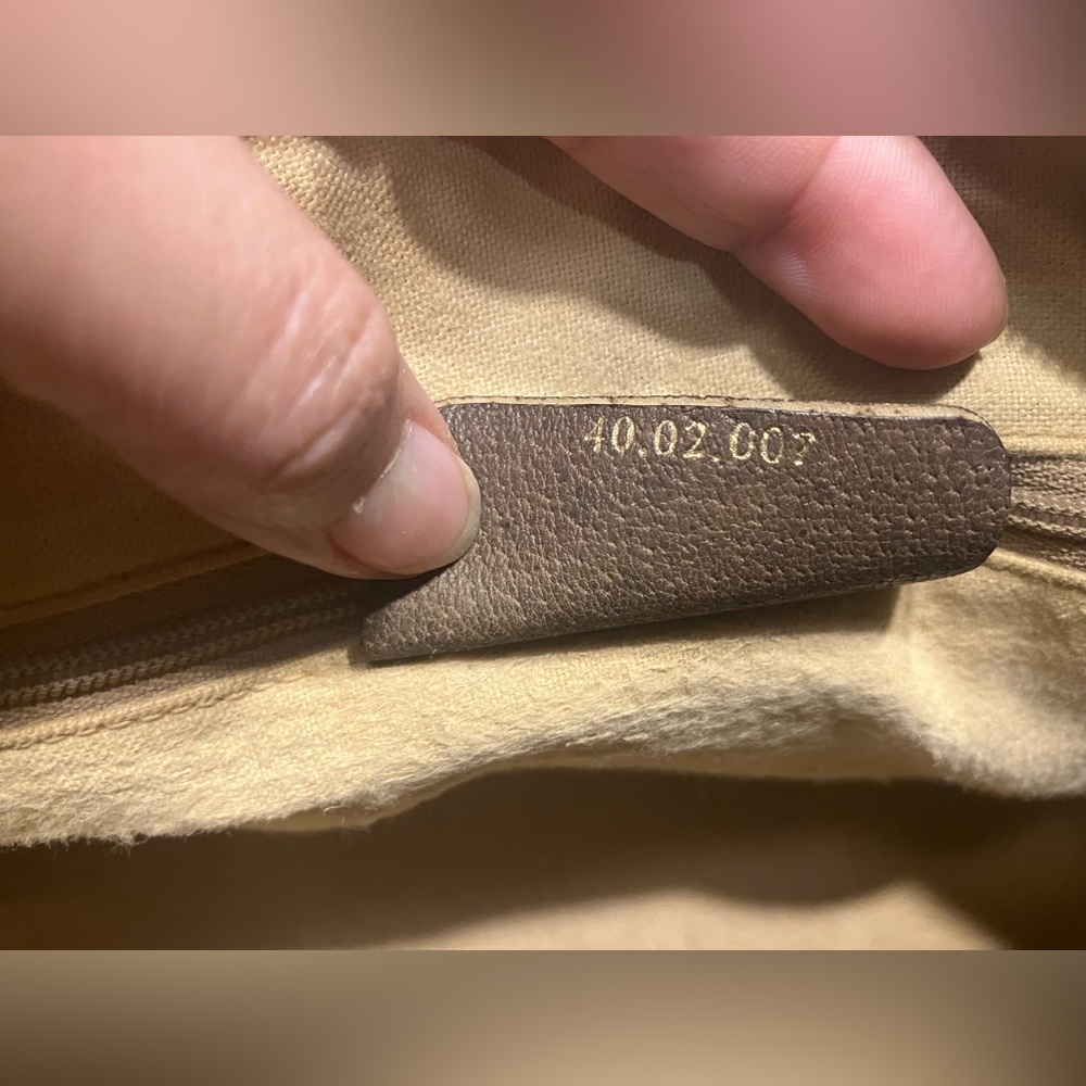 ❌❌SOLD ON FB❌❌🎀Vintage Gucci boston🎀 - Picture 11 of 15